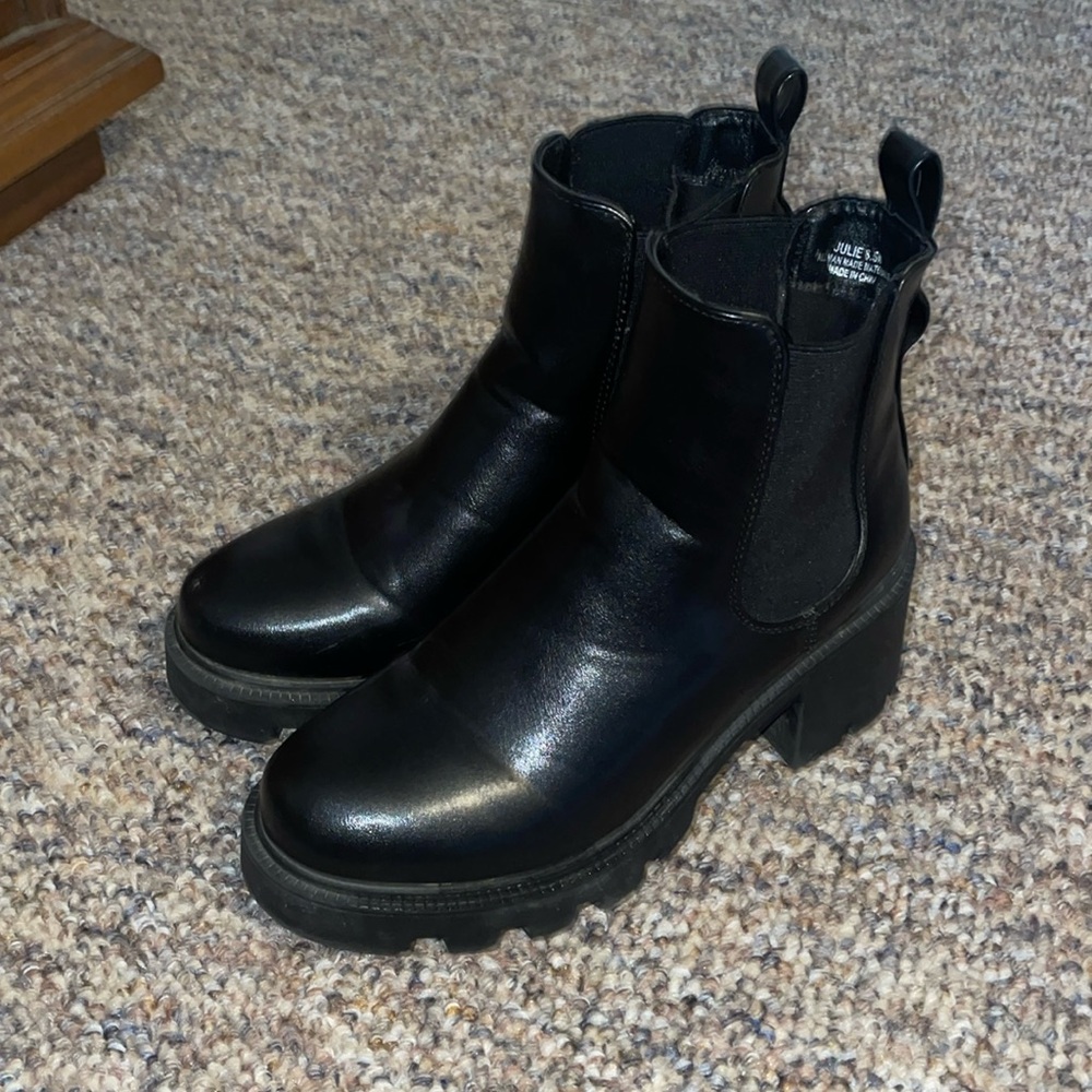 Black ankle booties